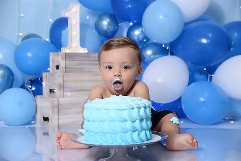 smash the cake clean tatuape, smash the cake tatuape, bebe comendo bolo em ensaio fotografico '