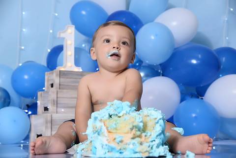 smash the cake tatuape, cenario degrade azul, bolo degrade azul destruido'