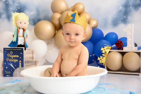 smash the cake pequeno principe, smash tatuape, ensaio de um ano tatuape, ensaio pequeno principe, ensaio do bolo, ensaio infantil tatuape, fotografa tatuape, ensaio splash baby, ensaio do banho'