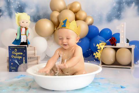 smash the cake pequeno principe, smash tatuape, ensaio de um ano tatuape, ensaio pequeno principe, ensaio do bolo, ensaio infantil tatuape, fotografa tatuape, ensaio splash baby, ensaio do banho'