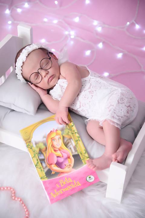 newborn, newborn tatuape, newborn em casa, fotografa newborn tatuape, cenario cama newborn'