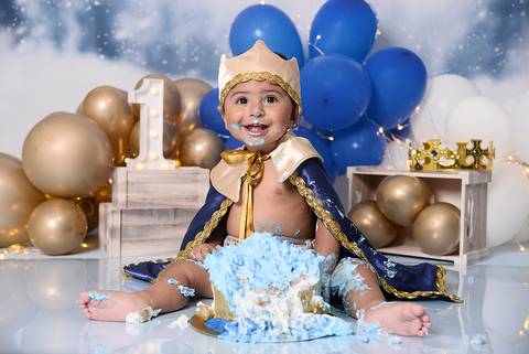 ensaio um ano, smash the cake pequeno principe no tatuape, esmagando o bolo'