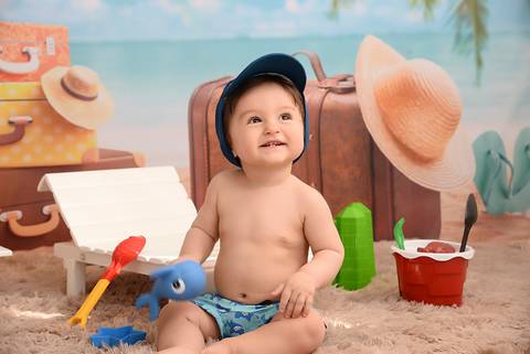 ensaio de verao, ensaio temático tatuapé, fotografa infantil tatuape, karol endrigue fotografia infantil, ensaio 8 meses gemeos, acompanhamento infantil gemeos tatuape, bebe usando boné'