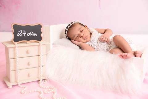 newborn menina, ensaio recem nascido 27 dias, ensaio de bebe caminha. Fotografa newborn tatuape'