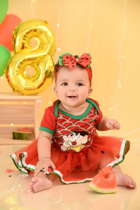 ensaio infantil, ensaio 8 meses, ensaio acompanhamento, acompanhamento infantil, fotografa tatuape, ensaio de bebe, ensaio mensal de bebe, fotografo infantil, bebe sorrindo comendo melancia'