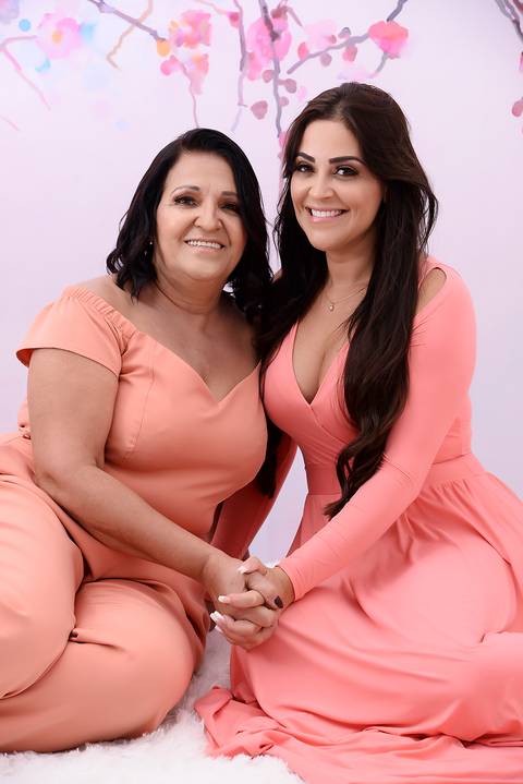 ensaio dia das maes, ensaio mae e filha e vovo, ensaio infantil, estudio fotografico tatuape, ensaio clean, ensaio dia dos avós, ensaio mae e filha adulto'