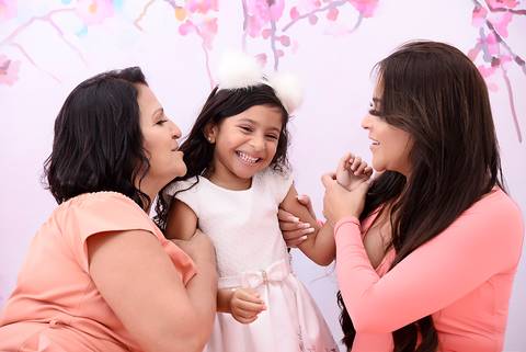 ensaio dia das maes, ensaio mae e filha e vovo, ensaio infantil, estudio fotografico tatuape, ensaio clean, ensaio dia dos avós'
