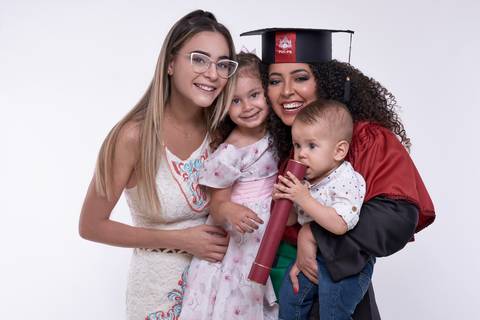 Ensaio de Formatura Nadine Jordane Enfermagem PUCPR'