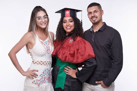 Ensaio de Formatura Nadine Jordane Enfermagem PUCPR'