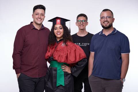 Ensaio de Formatura Nadine Jordane Enfermagem PUCPR'