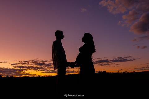Ensaio Fotografico da nossa gestante Lara realizado no espaço queda d'agua aqui mesmo em Araguari MG. Sem dúvida, um dia inesquecível.'
