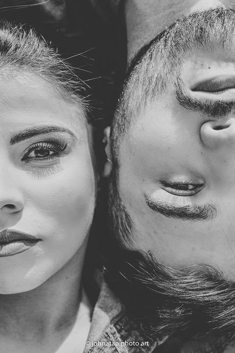 Ensaio de casal na cidade de Araguari Minas Gerais. Noiva Esther e Noivo Jordan. Realizamos esta sessão de fotos na fazenda Sacomam, que é simplesmente um lindo lugar para estar com a pessoa amada. 

 Ensaio Pré Wedding'