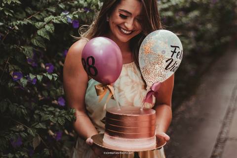 Ensaio em Araguari no Casarão Rosa Nadine escolheu a melhor forma de registrar uma data tão importante de sua vida.'