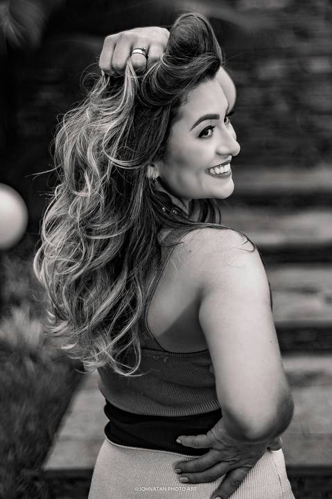 Ensaio em Araguari no Casarão Rosa Nadine escolheu a melhor forma de registrar uma data tão importante de sua vida.'