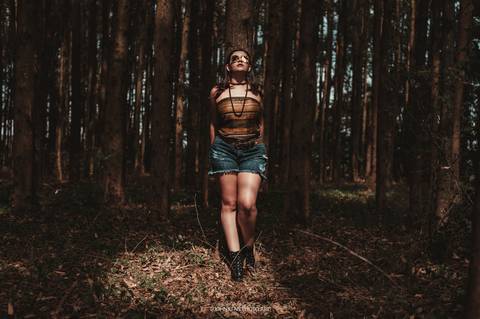 Ensaio de 18 anos da Ana Carolina aqui na cidade de Araguari. Equipe Johnatan Photo Art.'