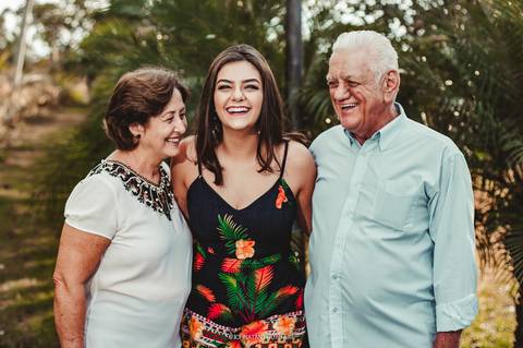 Ensaio de 18 anos da Ana Carolina aqui na cidade de Araguari. Equipe Johnatan Photo Art.'