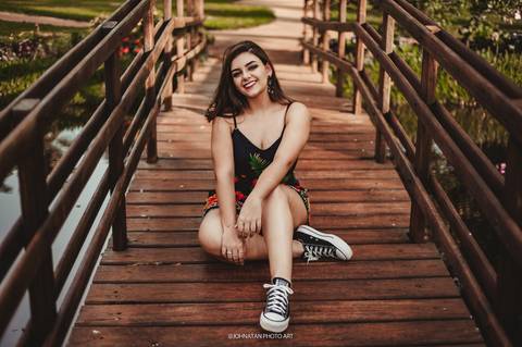 Ensaio de 18 anos da Ana Carolina aqui na cidade de Araguari. Equipe Johnatan Photo Art.'