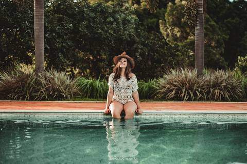 Ensaio de 18 anos da Ana Carolina aqui na cidade de Araguari. Equipe Johnatan Photo Art.'