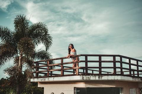 Ensaio de 18 anos da Ana Carolina aqui na cidade de Araguari. Equipe Johnatan Photo Art.'