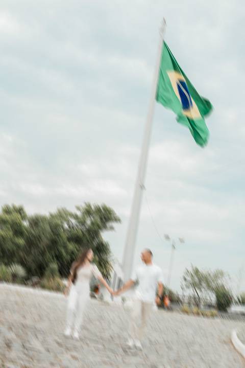 foto casal, Ensaio fotográfico em Cabo frio, Cabo Frio, Pré-wedding, casal, casamento 2025, Morro da Guia.'