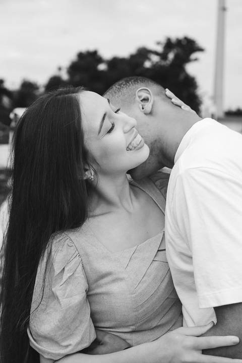 foto casal, Ensaio fotográfico em Cabo frio, Cabo Frio, Pré-wedding, casal, casamento 2025, Morro da Guia.'