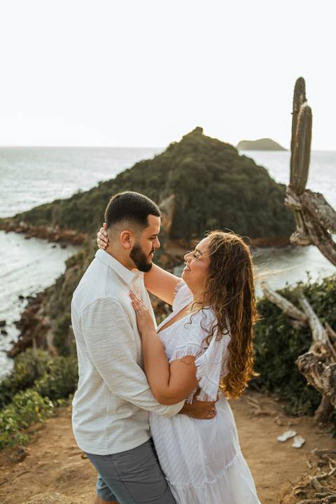 Ensaio fotográfico na praia, Búzios, Pré-wedding, casal, casamento praia'