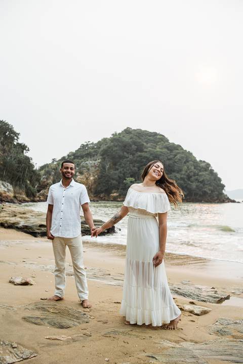 Ensaio fotográfico na praia, Búzios, Pré-wedding, casal, casamento praia'