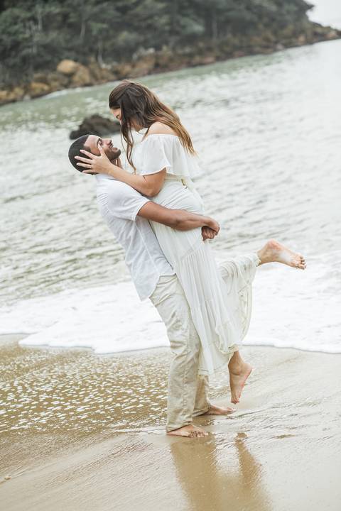 Ensaio fotográfico na praia, Búzios, Pré-wedding, casal, casamento praia'