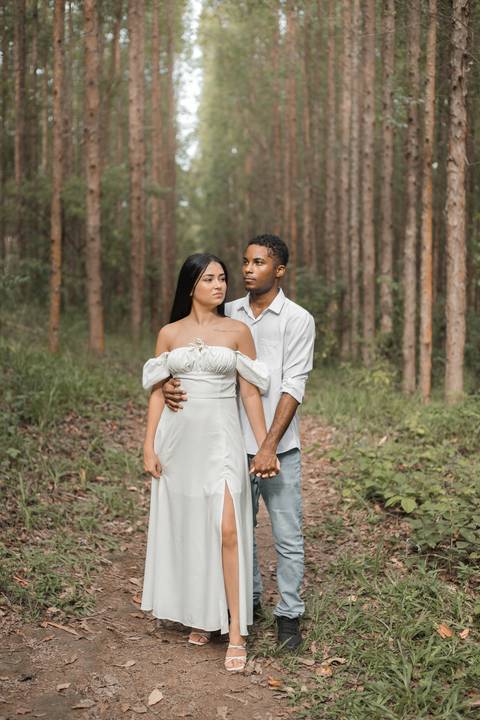 Foto casal, Ensaio fotográfico em Rio das Ostras, Rio das Ostras, Pré-wedding, casal, casamento 2025, Heucaliptos'