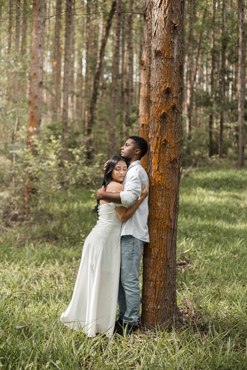 Foto casal, Ensaio fotográfico em Rio das Ostras, Rio das Ostras, Pré-wedding, casal, casamento 2025, Heucaliptos'