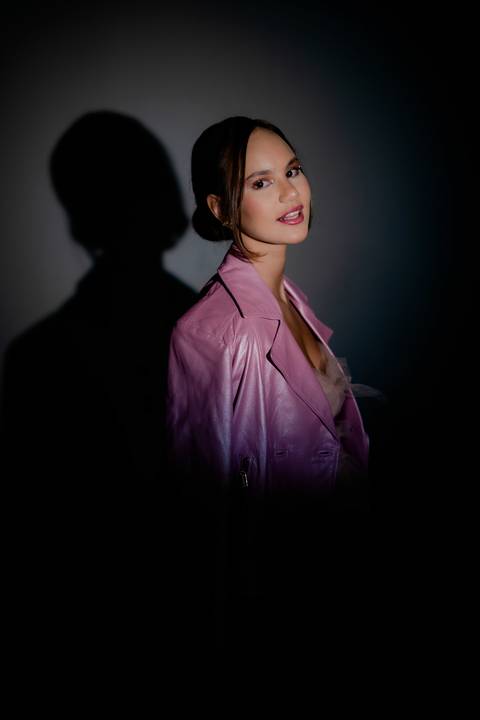 ensaio fotográfico 15 anos, book de 15 anos, fotografia de debutante, fotos em estúdio, ensaio de ballet, ensaio personalizado, debutante em estúdio, fotografia de 15 anos personalizada, produção de fotos de 15 anos.'