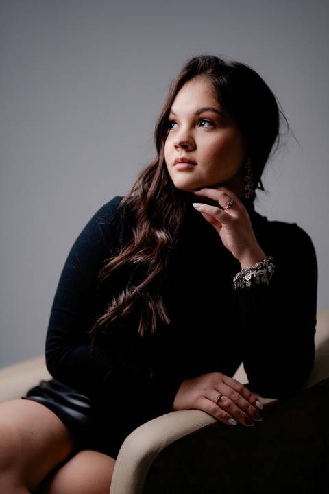 Ensaio Glow
Fotografia de Moda
Ensaio em Estúdio
Iluminação Fotográfica
Ensaio Fotográfico de 15 anos'