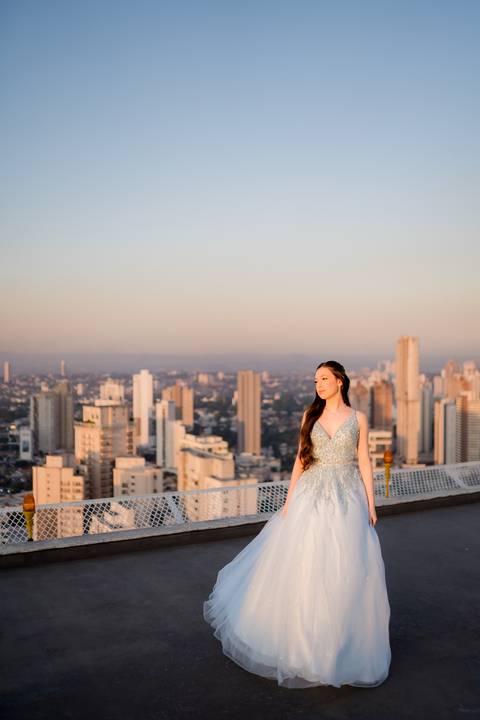 Aniversário de Isabella Sayuri: ensaio realizado em estúdio e no heliponto do Orion. A festa aconteceu no Espaço Noite Especial, com uma decoração incrível que fez cada momento ser único e memorável'