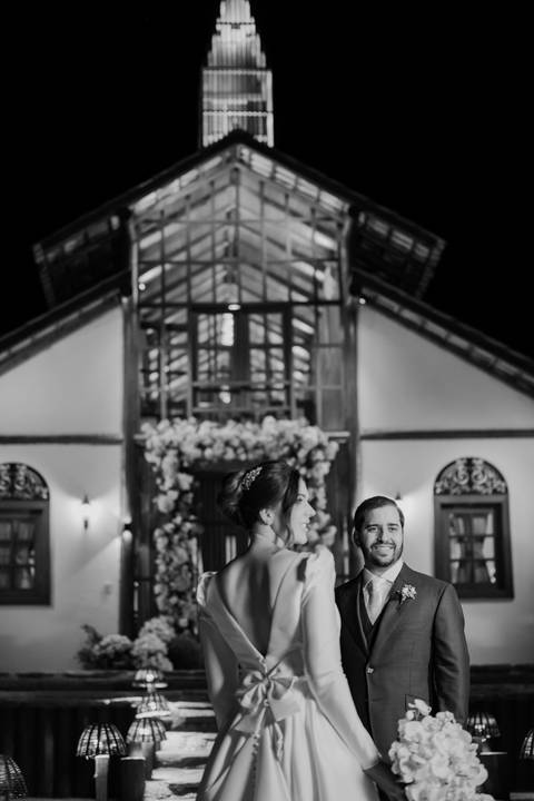 Destination Wedding em Goiânia
Casamento na Villa Erva Doce
Fotos de casamento em resort
Destination Wedding exclusivo
Ensaio pré-casamento em Goiânia
Casamento com fogos de artifício
Fotógrafo de casamento em Goiás
Casamento dos sonhos Villa Erva Doce
'