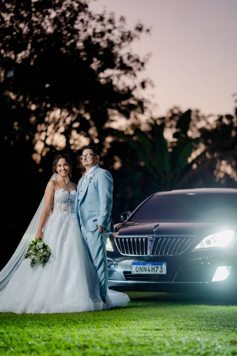 casamento ao ar livre, fotos urbanas, ensaio fotográfico Goiânia, fotografia de casamento, vídeo de casamento, cerimônia no campo, Pátio do TRT, Aldeia das Flores, fotos de casal urbano.

'