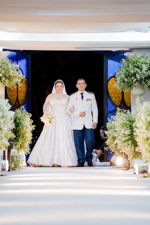 casamento clássico, casamento na igreja, casamento em Goiânia, decoração de casamento tradicional, cerimônia religiosa, Kauai Eventos, casamento Lauren e João, fotografia de casamento Goiânia, Casa de Fotografias, casamento com banda sertaneja, casamento '