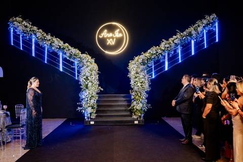 #15Anos #FestaDe15Anos #Debutante #CasaDeFotografias #FotografiaDeEventos #Ensaio15Anos #FotografiaDeDebutante #VídeoDe15Anos #AnaIsa15Anos #EventoEmGoiânia #FotografiaProfissional #FilmeDe15Anos #FestaDeDebutante #DecoraçãoDe15Anos #InspiraçãoDebutante #'