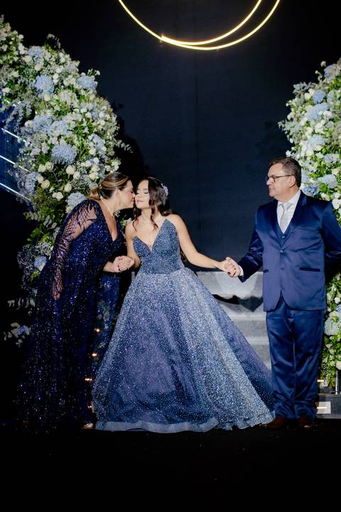 #15Anos #FestaDe15Anos #Debutante #CasaDeFotografias #FotografiaDeEventos #Ensaio15Anos #FotografiaDeDebutante #VídeoDe15Anos #AnaIsa15Anos #EventoEmGoiânia #FotografiaProfissional #FilmeDe15Anos #FestaDeDebutante #DecoraçãoDe15Anos #InspiraçãoDebutante #'