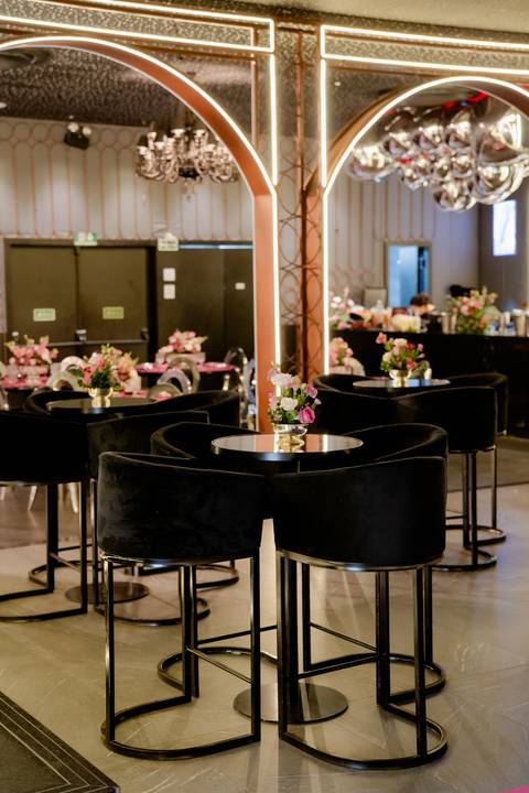 15 anos, debutante, festa de debutante, festa 15 anos Goiânia, ensaio debutante, decoração 15 anos, evento luxuoso, debutante elegante, fotografia 15 anos, festa feminina, produção debutante, aniversário 15 anos, festa luxo'