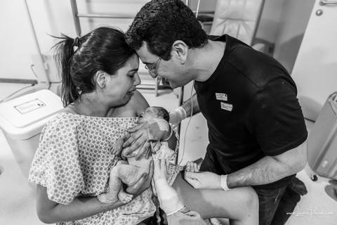 fotografia de parto - hospital rio grande - maternidade delfin - natal rn - parto cesaria - fotografo de parto - familia - nascimento - fotografo em natal - fotografo de familia - parto normal - medico - obstetra - parto natural - promater - unimed - mae'