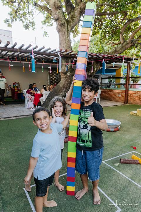 aniversario de 4 anos infantil de menino tema liga da justiça no Vila do brincar.  Festa com decoração, doces, brincadeiras, diversão, bolo, familia, fotografia de aniversario, fotografo infantil, fotografo em natal, festa de menino'