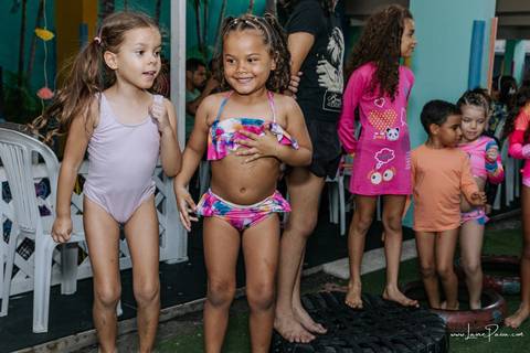 aniversario de 4 anos infantil de menino tema liga da justiça no Vila do brincar.  Festa com decoração, doces, brincadeiras, diversão, bolo, familia, fotografia de aniversario, fotografo infantil, fotografo em natal, festa de menino'