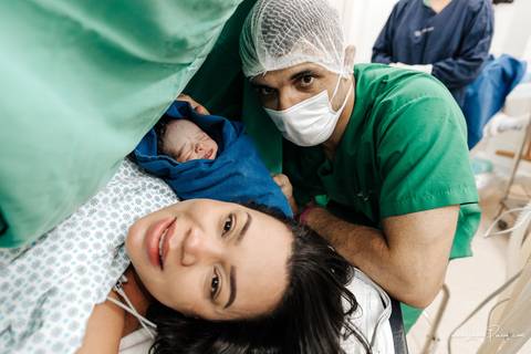 fotografia de parto - hospital rio grande - maternidade delfin - natal rn - parto cesaria - fotografo de parto - familia - nascimento - fotografo em natal - fotografo de familia - parto normal - medico - obstetra - parto natural - promater - unimed - mae'