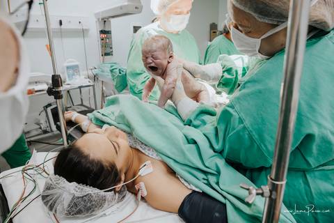 fotografia de parto - hospital rio grande - maternidade delfin - natal rn - parto cesaria - fotografo de parto - familia - nascimento - fotografo em natal - fotografo de familia - parto normal - medico - obstetra - parto natural - promater - unimed - mae'