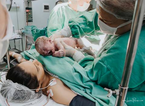 fotografia de parto - hospital rio grande - maternidade delfin - natal rn - parto cesaria - fotografo de parto - familia - nascimento - fotografo em natal - fotografo de familia - parto normal - medico - obstetra - parto natural - promater - unimed - mae'