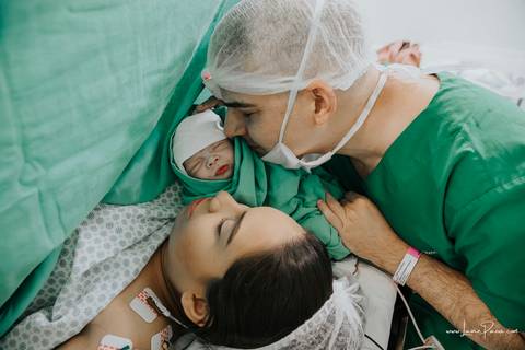 fotografia de parto - hospital rio grande - maternidade delfin - natal rn - parto cesaria - fotografo de parto - familia - nascimento - fotografo em natal - fotografo de familia - parto normal - medico - obstetra - parto natural - promater - unimed - mae'