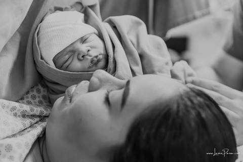 fotografia de parto - hospital rio grande - maternidade delfin - natal rn - parto cesaria - fotografo de parto - familia - nascimento - fotografo em natal - fotografo de familia - parto normal - medico - obstetra - parto natural - promater - unimed - mae'