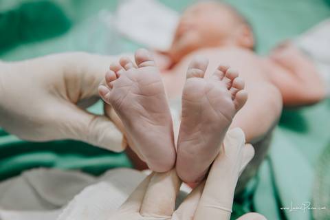 fotografia de parto - hospital rio grande - maternidade delfin - natal rn - parto cesaria - fotografo de parto - familia - nascimento - fotografo em natal - fotografo de familia - parto normal - medico - obstetra - parto natural - promater - unimed - mae'