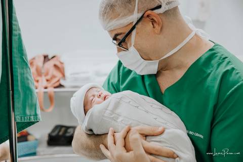 fotografia de parto - hospital rio grande - maternidade delfin - natal rn - parto cesaria - fotografo de parto - familia - nascimento - fotografo em natal - fotografo de familia - parto normal - medico - obstetra - parto natural - promater - unimed - mae'