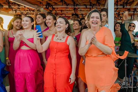 aniversario, 15 anos, em barco, litoral norte, natal, praia da redinha, fim de tarde, festa,  por do sol, diversão, decoracao, festa, amizade, familia, '